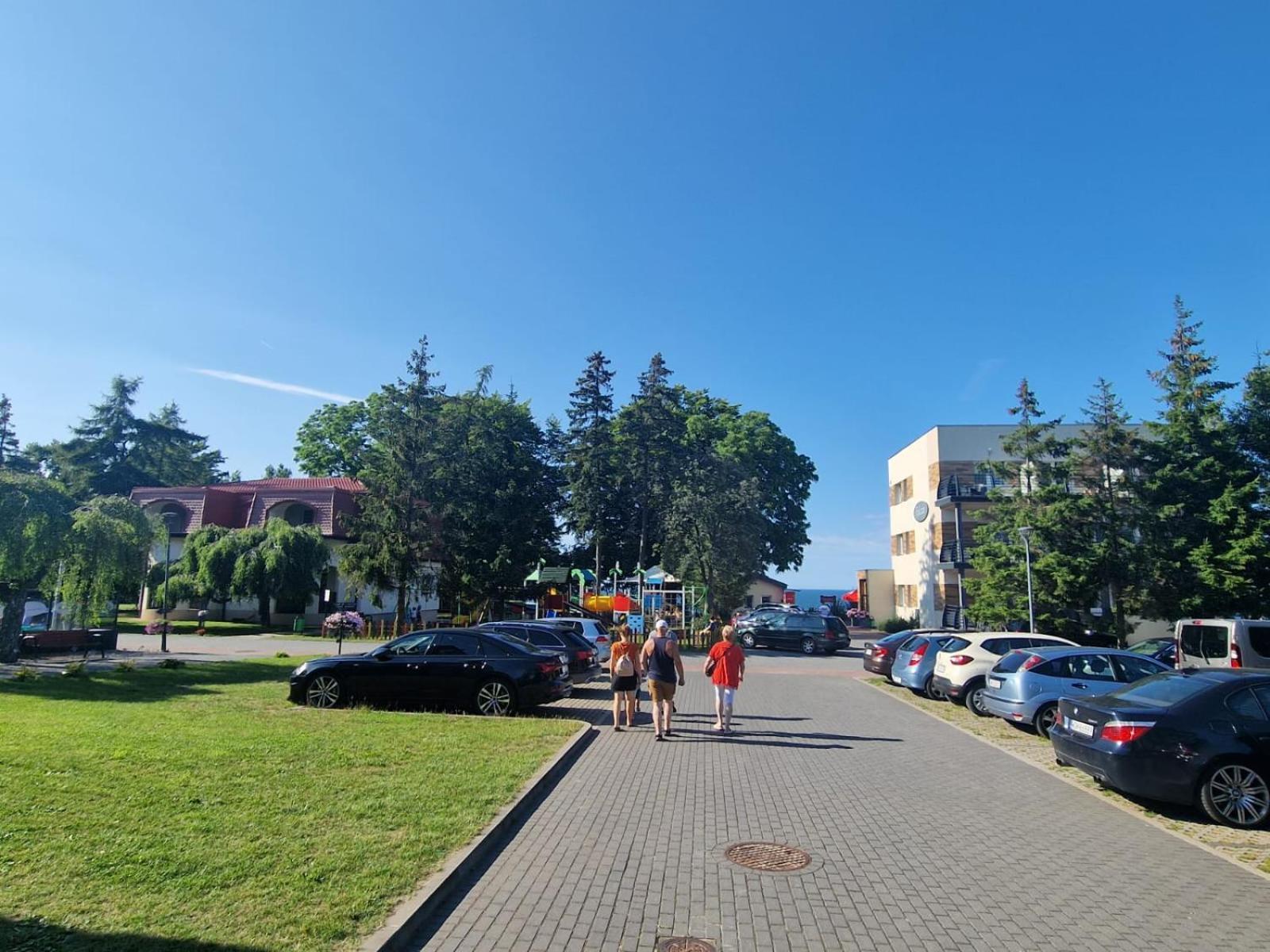 Osrodek Promenada- Faleza Jastrzębia Góra Buitenkant foto